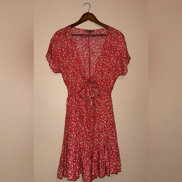 SHEIN | Dresses | Shein Size Large Keyhole Tie Front Red Flowy Dress |  Poshmark